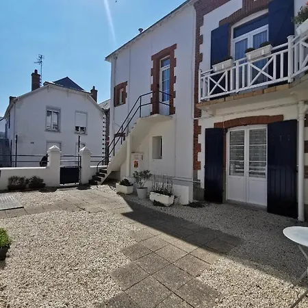 Joli Appartement Du Bord De Mer - Les Maisons De Madeleine Apartment